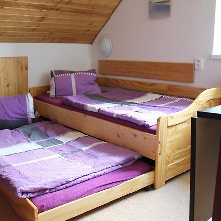 Apartmany Fialka Kasperske Hory Exteriör bild